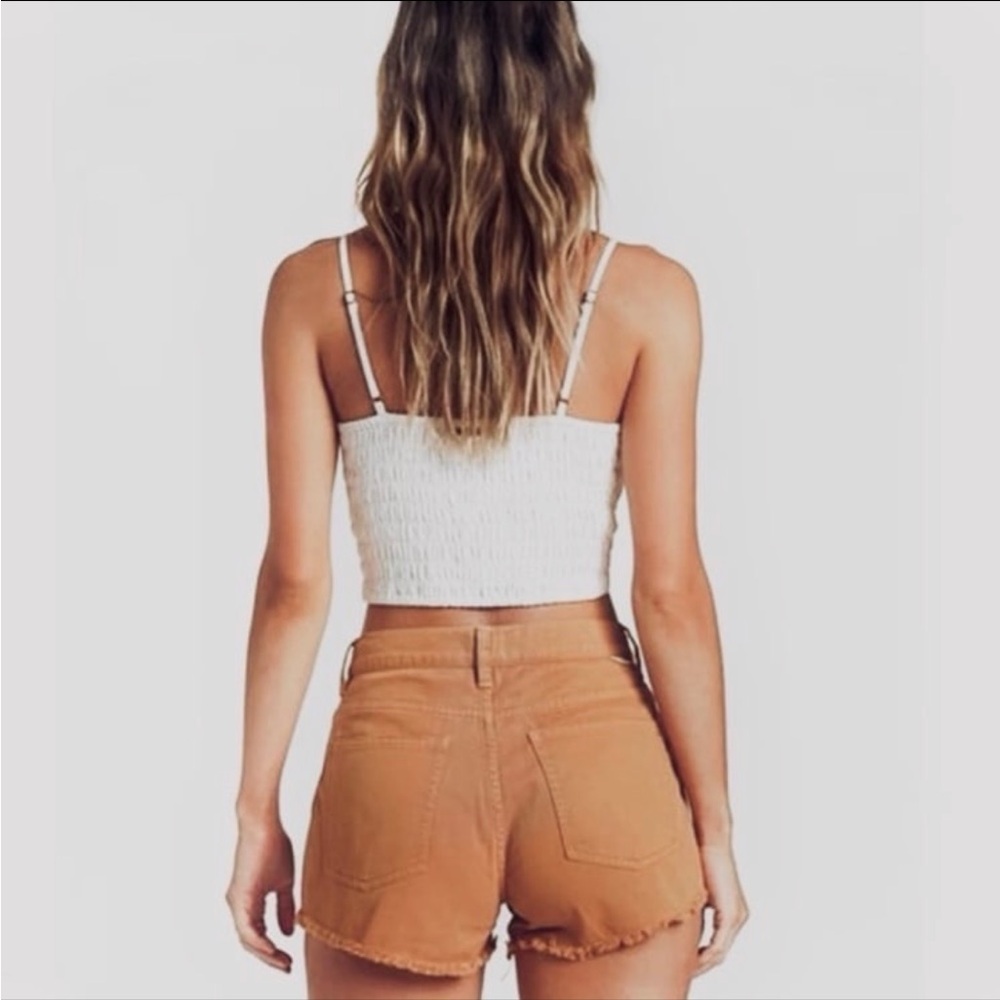 BILLABONG DRIFT-AWAY HIGH RISE Frayed Hem Denim Jean Shorts in Sandstone
